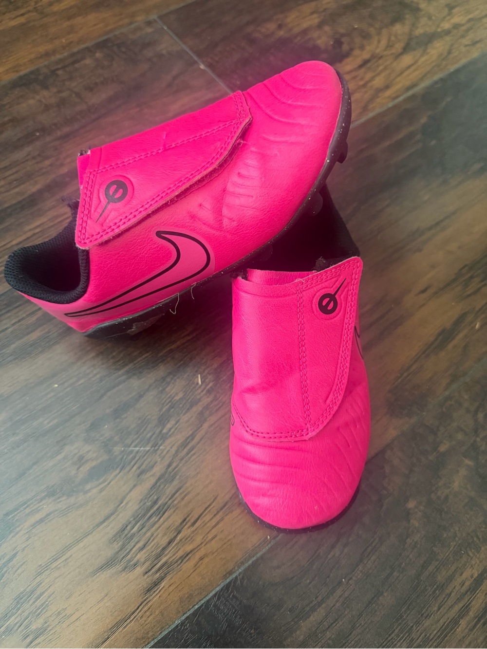 Nike Kids Hot Pink Velcro Soccer Shoes
